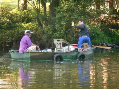 Phil le perleur en barque